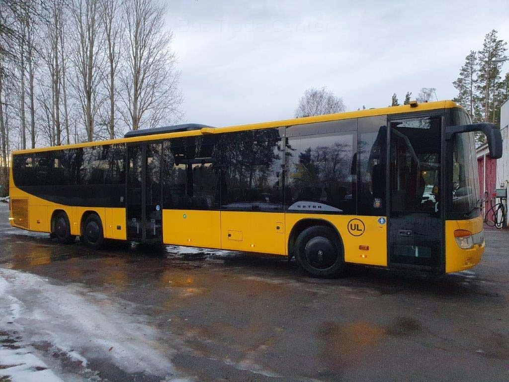 SETRA S 418 LE BUSINESS - Helyközi busz: 1 kép. SETRA S 418 LE BUSINESS - Helyközi busz: 1 kép.