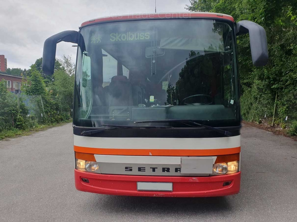 SETRA S315GT - Távolsági busz: 5 kép. SETRA S315GT - Távolsági busz: 5 kép.