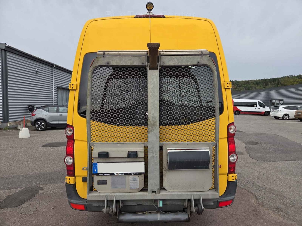 VOLKSWAGEN CRAFTER 50 LR // 8 pcs with lift - Minibusz, Kisbusz: 5 kép. VOLKSWAGEN CRAFTER 50 LR // 8 pcs with lift - Minibusz, Kisbusz: 5 kép.