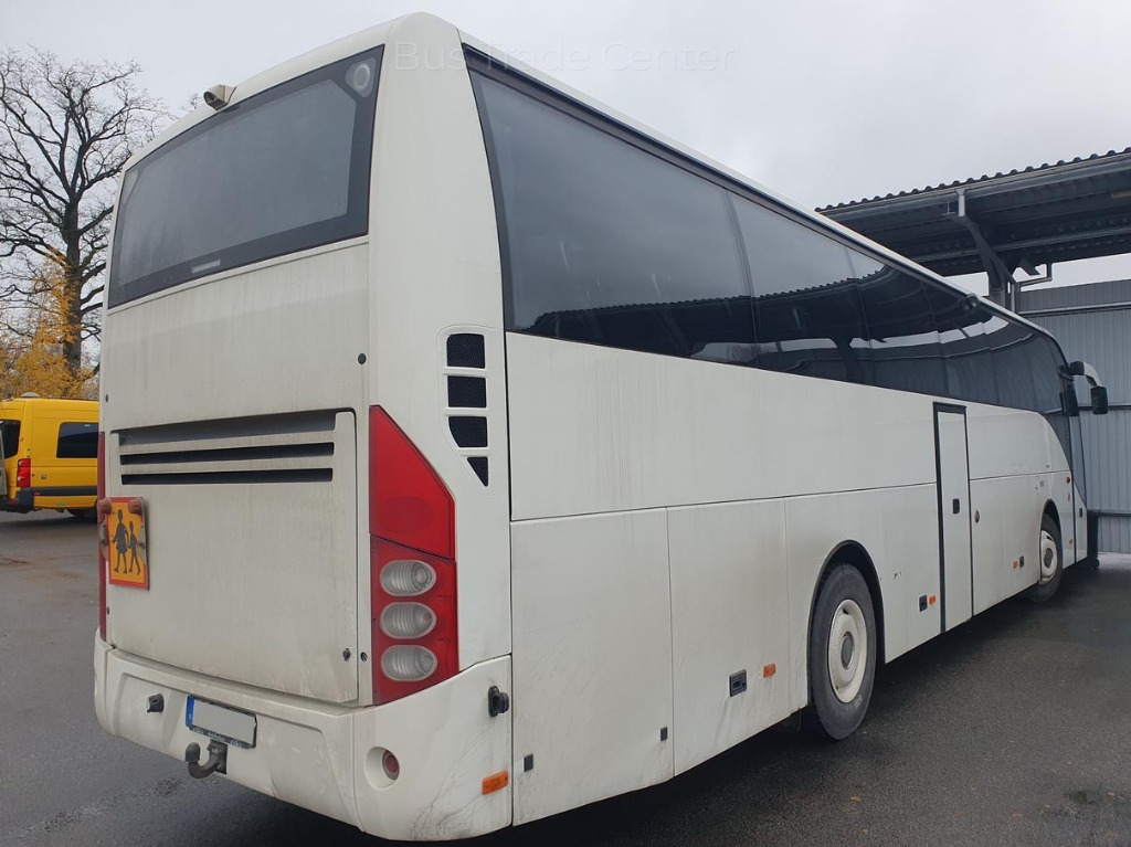 VOLVO 9500H B8R - Távolsági busz: 2 kép. VOLVO 9500H B8R - Távolsági busz: 2 kép.