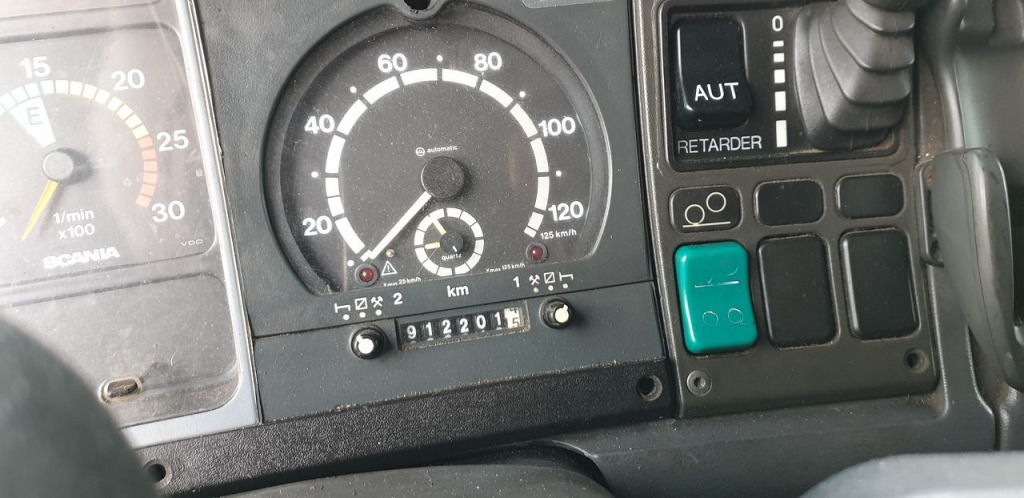 Scania 114L 340 LB6x2 Unfallschaden (Nr. 4772) - Teherautó: 5 kép. Scania 114L 340 LB6x2 Unfallschaden (Nr. 4772) - Teherautó: 5 kép.