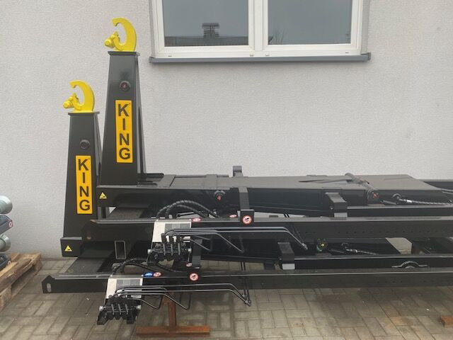 KING HZ-4R (4 tons) Hakowiec / Hooklift / Abrollkipper - Adapterek: 3 kép. KING HZ-4R (4 tons) Hakowiec / Hooklift / Abrollkipper - Adapterek: 3 kép.