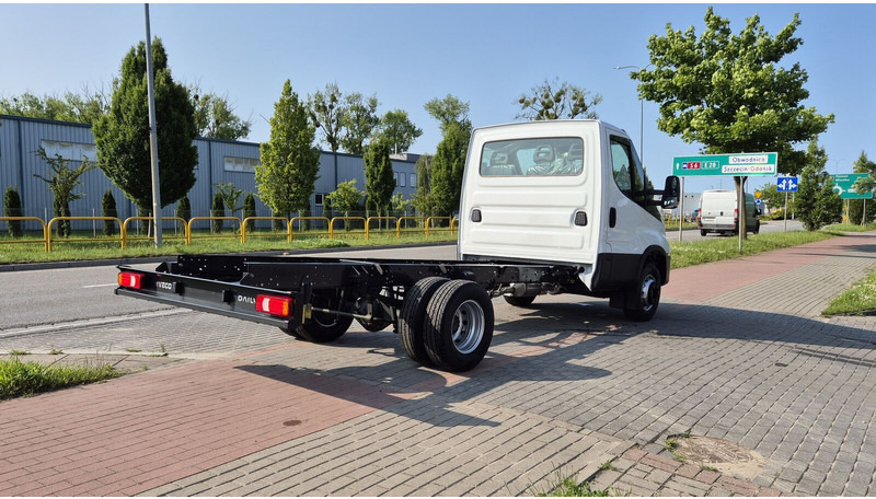 Új Alvaz teherautó Iveco Daily 70C18 - nowe!: 6 kép.