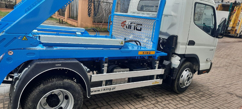 Mitsubishi Fuso 7C18 KING BR4 - Konténerszállító: 5 kép. Mitsubishi Fuso 7C18 KING BR4 - Konténerszállító: 5 kép.