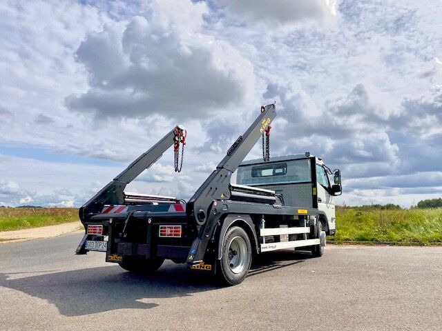 Mitsubishi Fuso 9C18 bramowiec BR6 - Konténerszállító: 1 kép. Mitsubishi Fuso 9C18 bramowiec BR6 - Konténerszállító: 1 kép.