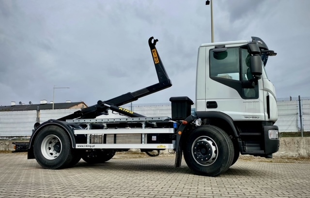 Új Többcélú/ Speciális jármű IVECO Eurocargo + hooklift KING HZ-10R: 7 kép.