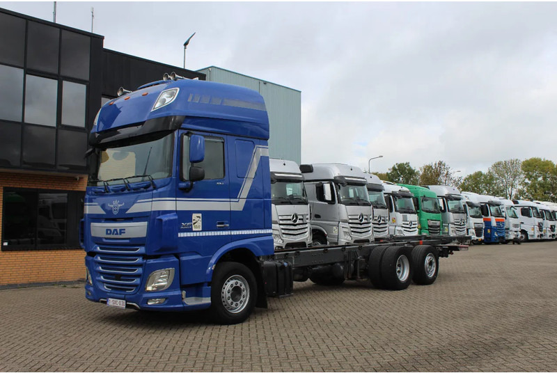 DAF XF 510 * EURO6 * MANUAL * 6X2 * - Alvaz teherautó: 1 kép. DAF XF 510 * EURO6 * MANUAL * 6X2 * - Alvaz teherautó: 1 kép.