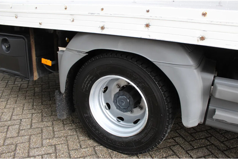 Dobozos felépítményű teherautó Mercedes-Benz Atego 1224 * EURO5 * MANUAL * 1 BED *: 18 kép.