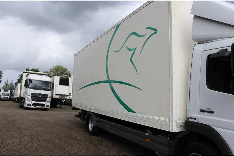 Dobozos felépítményű teherautó Mercedes-Benz Atego 1224 * EURO5 * MANUAL * 1 BED *: 8 kép.