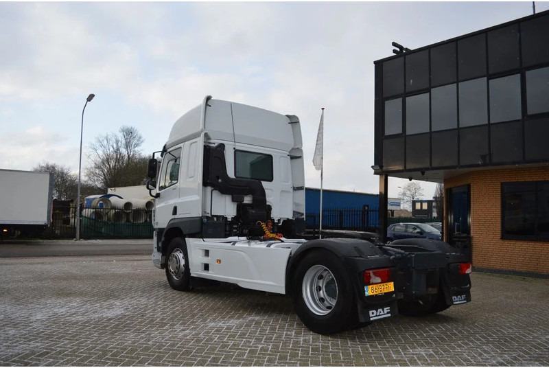DAF CF 440 * EURO6 * 4X2 * NL TRUCK * - Nyergesvontató: 3 kép. DAF CF 440 * EURO6 * 4X2 * NL TRUCK * - Nyergesvontató: 3 kép.