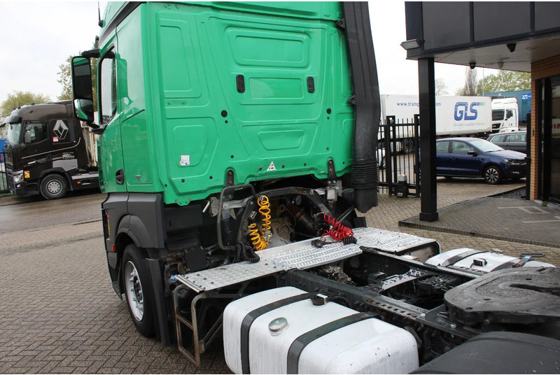 Nyergesvontató Mercedes-Benz Actros 1942 * 4x2 * 2 TANK * MEGA *: 6 kép.