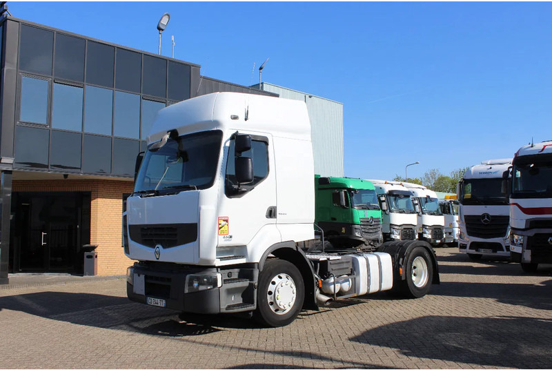 Renault Premium 460 * EURO5 * 4X2 * - Nyergesvontató: 1 kép. Renault Premium 460 * EURO5 * 4X2 * - Nyergesvontató: 1 kép.