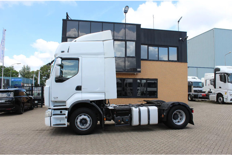Renault Premium 460 * RETARDER * EURO5. EEV *2x Tank * 4X2 * - Nyergesvontató: 2 kép. Renault Premium 460 * RETARDER * EURO5. EEV *2x Tank * 4X2 * - Nyergesvontató: 2 kép.