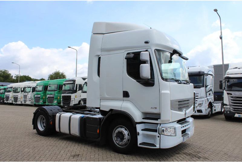 Renault Premium 460 * RETARDER * EURO5. EEV *2x Tank * 4X2 * - Nyergesvontató: 5 kép. Renault Premium 460 * RETARDER * EURO5. EEV *2x Tank * 4X2 * - Nyergesvontató: 5 kép.