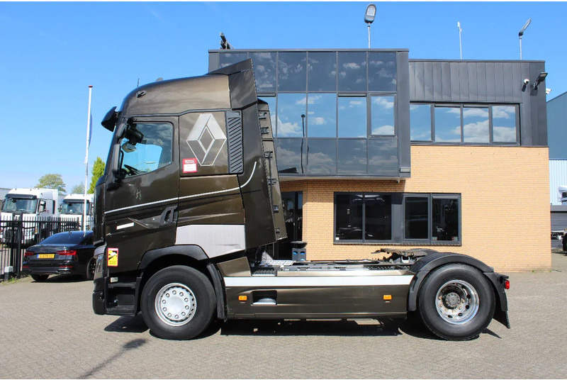 Renault T520 * RETARDER * 2 TANK * 2 BED * - Nyergesvontató: 2 kép. Renault T520 * RETARDER * 2 TANK * 2 BED * - Nyergesvontató: 2 kép.