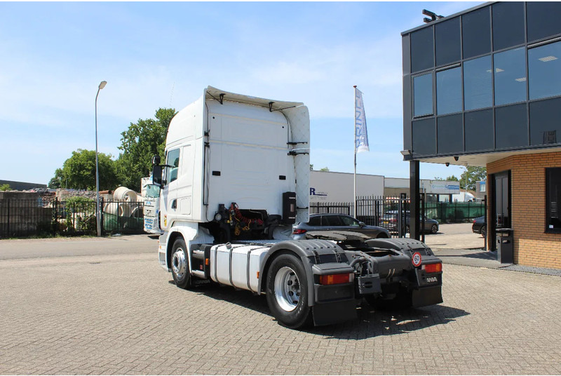 Scania R420 * RETARDER * 4X2 * - Nyergesvontató: 3 kép. Scania R420 * RETARDER * 4X2 * - Nyergesvontató: 3 kép.
