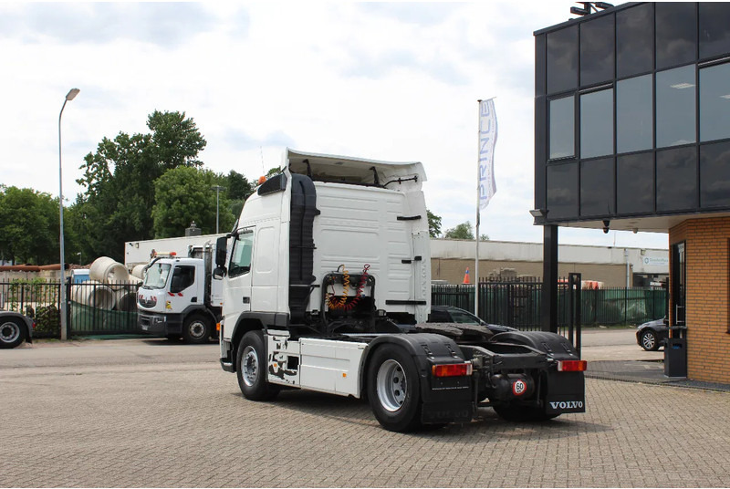 Volvo FM 380 * hydraulic * 4x2 * - Nyergesvontató: 3 kép. Volvo FM 380 * hydraulic * 4x2 * - Nyergesvontató: 3 kép.