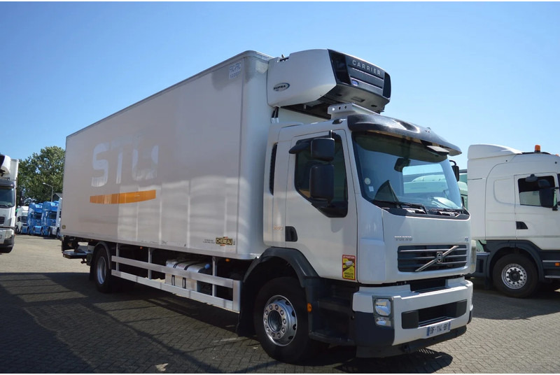 Volvo FE 260 * EURO5 * CARRIER SUPRA 950 * 4X2 * - Hűtős teherautó: 4 kép. Volvo FE 260 * EURO5 * CARRIER SUPRA 950 * 4X2 * - Hűtős teherautó: 4 kép.
