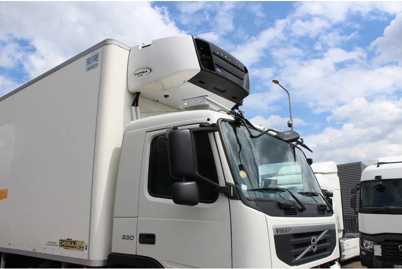Volvo FM 330 * EURO5 * CARRIER SUPRA SILENT MT * - Hűtős teherautó: 5 kép. Volvo FM 330 * EURO5 * CARRIER SUPRA SILENT MT * - Hűtős teherautó: 5 kép.