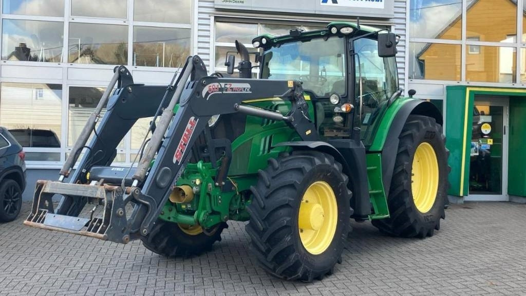 John Deere 6140 R - Traktor: 2 kép. John Deere 6140 R - Traktor: 2 kép.