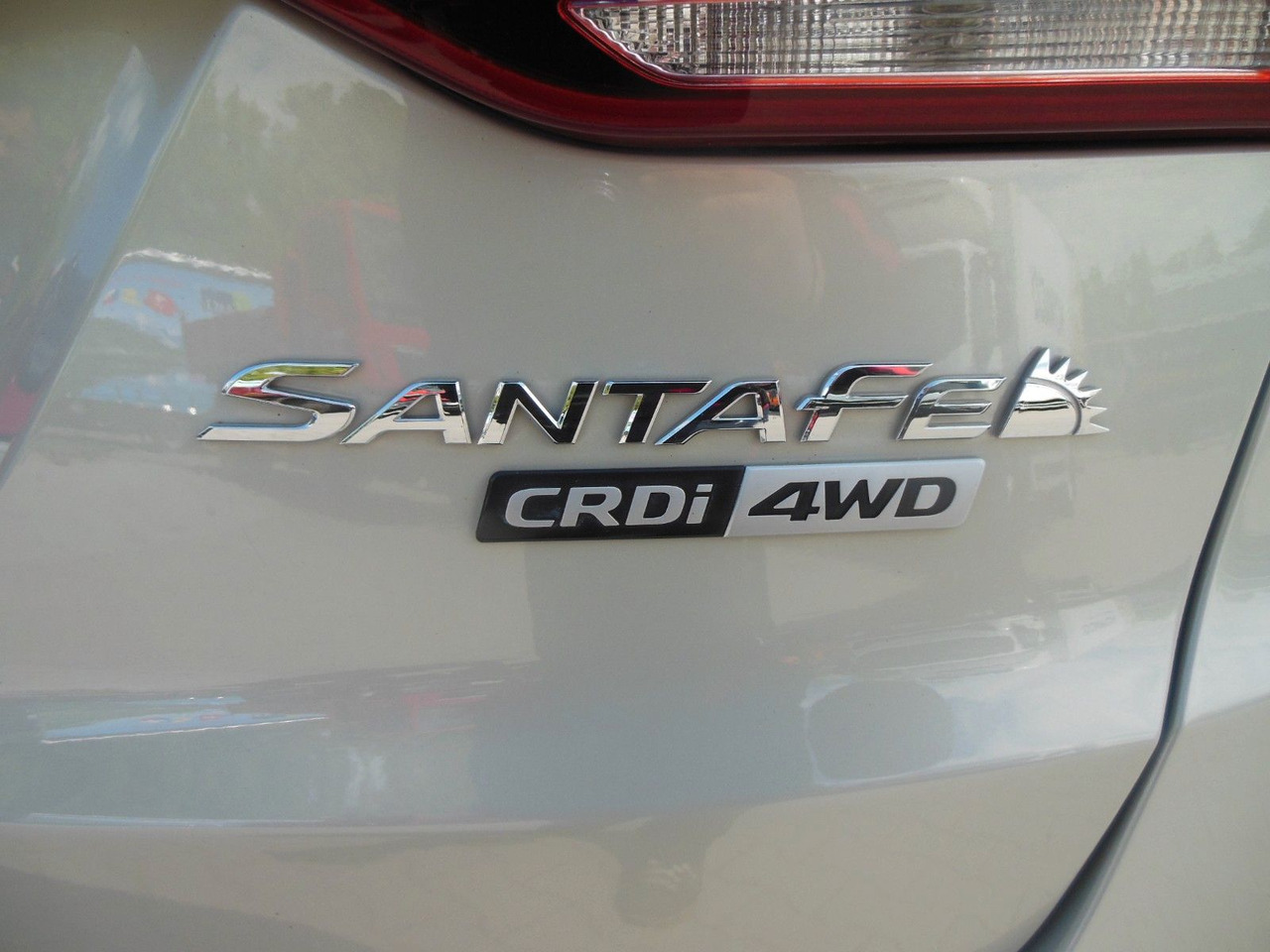 Hyundai Santa Fe 2,2 CRDi, 4WD, Automatic, Leder, Panora - Terepjáró/ SUV: 5 kép. Hyundai Santa Fe 2,2 CRDi, 4WD, Automatic, Leder, Panora - Terepjáró/ SUV: 5 kép.