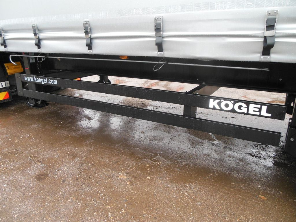 Kögel SN 24, LIFT ACHSE, SAF, AM LAGER - SOFORT - Ponyvás félpótkocsi: 5 kép. Kögel SN 24, LIFT ACHSE, SAF, AM LAGER - SOFORT - Ponyvás félpótkocsi: 5 kép.