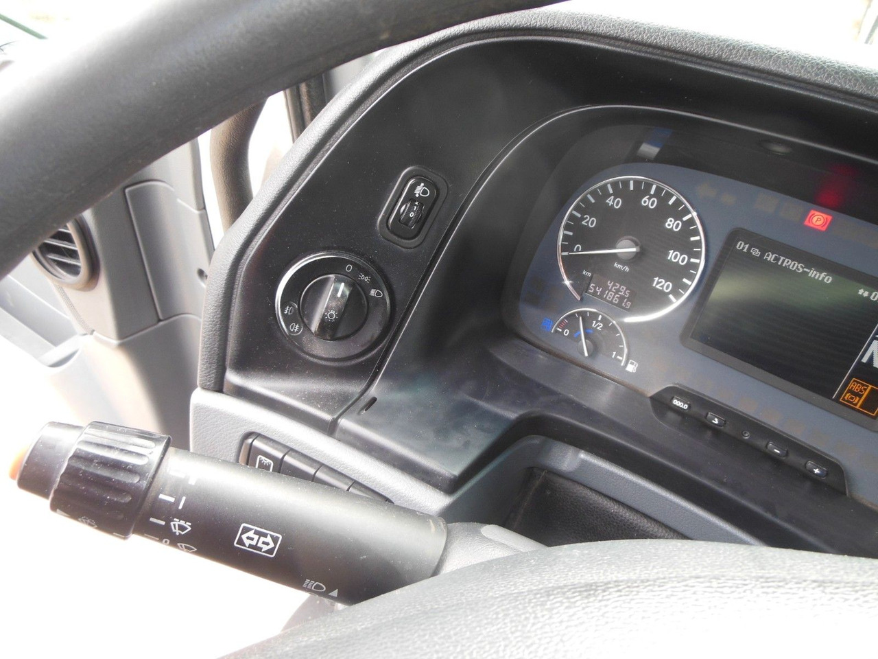 Billenőplatós teherautó Mercedes-Benz ACTROS 4144, 8X6, 3 PEDALE, MEILLER, BODRMATIC: 21 kép.