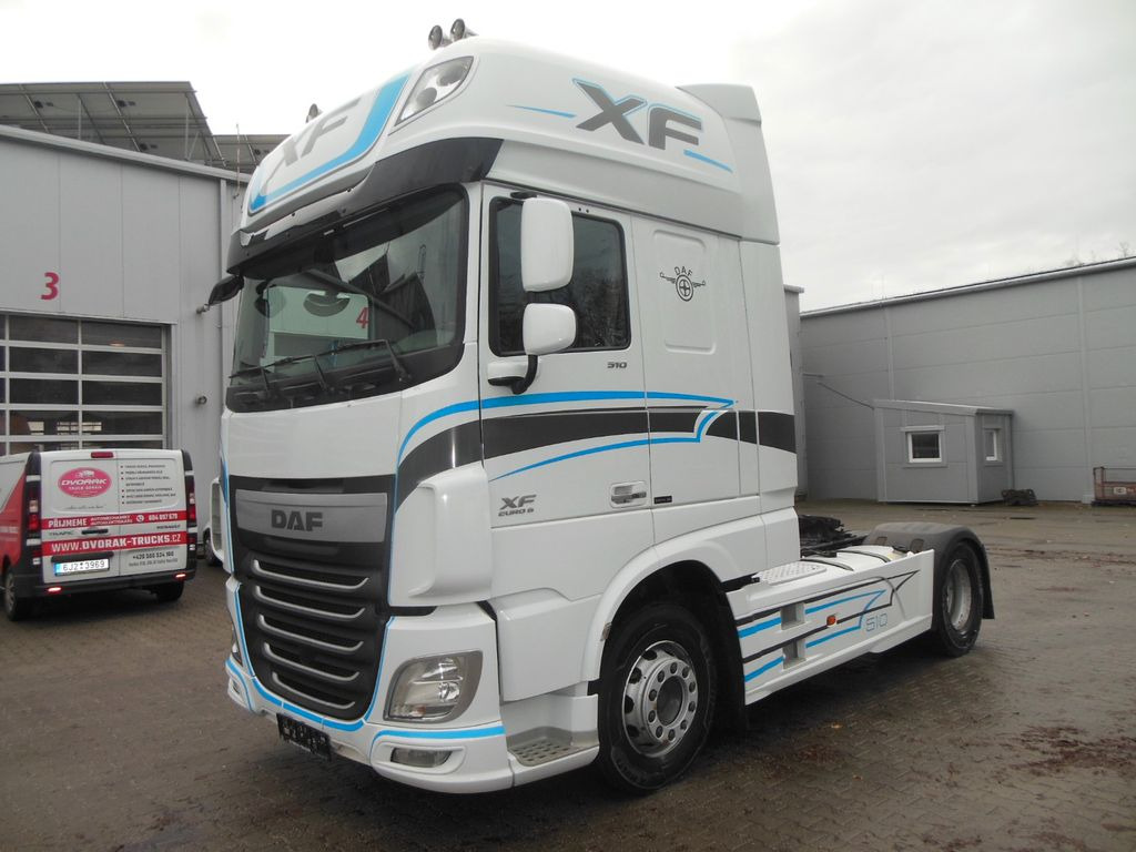 DAF XF 106.510 SSC, MANUELL, RETARDER, TOP STAND!!! - Nyergesvontató: 1 kép. DAF XF 106.510 SSC, MANUELL, RETARDER, TOP STAND!!! - Nyergesvontató: 1 kép.