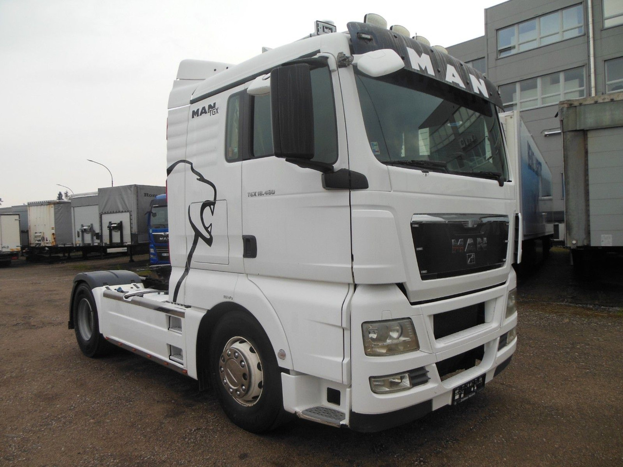 MAN TGX 18.480 BLS, MANUELL, HYDRAULIK, RETARDER - Nyergesvontató: 2 kép. MAN TGX 18.480 BLS, MANUELL, HYDRAULIK, RETARDER - Nyergesvontató: 2 kép.