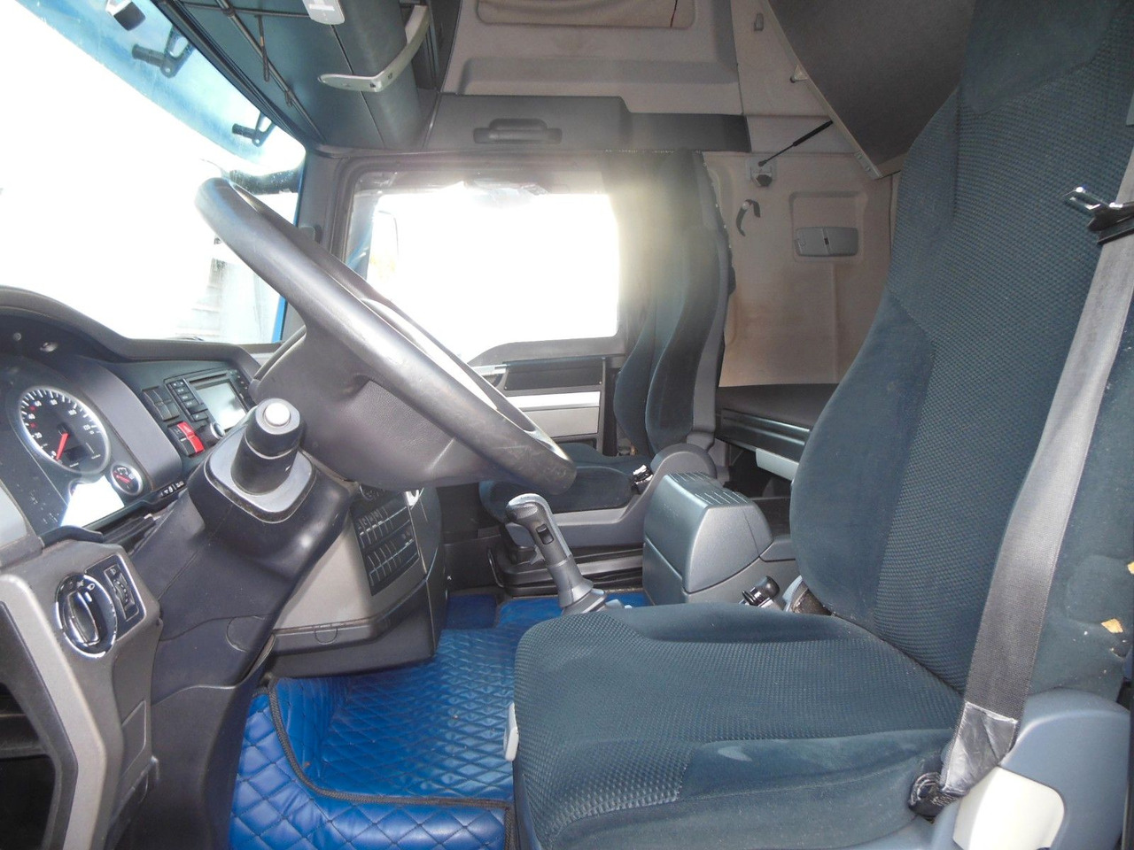 Nyergesvontató MAN TGX 18.480 BLS, MANUELL, STANDART: 13 kép.