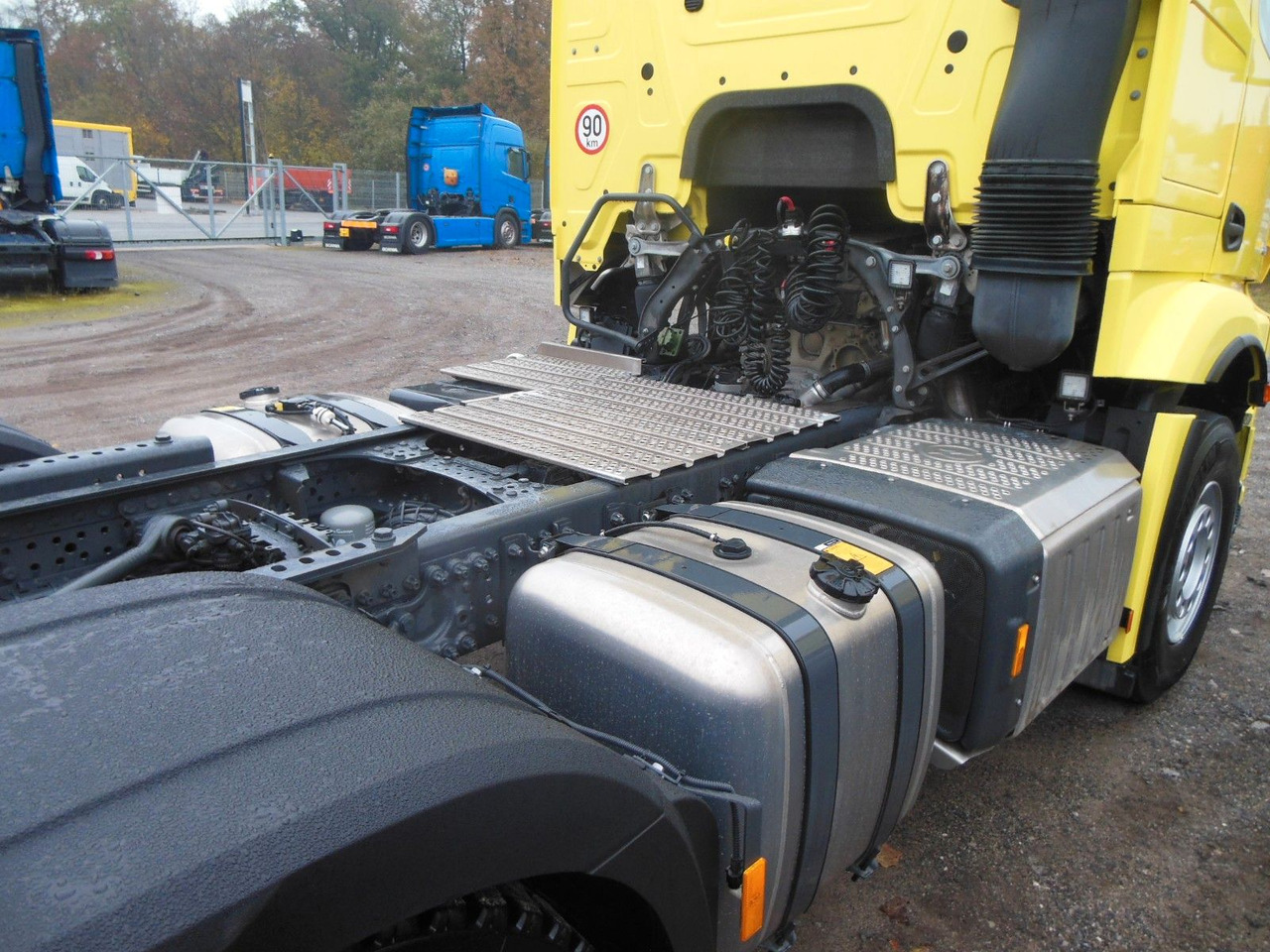 Mercedes-Benz 3353 ACTROS, 6X4, TRK, SET 120 TON, WIE NEUE!E!! - Nyergesvontató: 5 kép. Mercedes-Benz 3353 ACTROS, 6X4, TRK, SET 120 TON, WIE NEUE!E!! - Nyergesvontató: 5 kép.