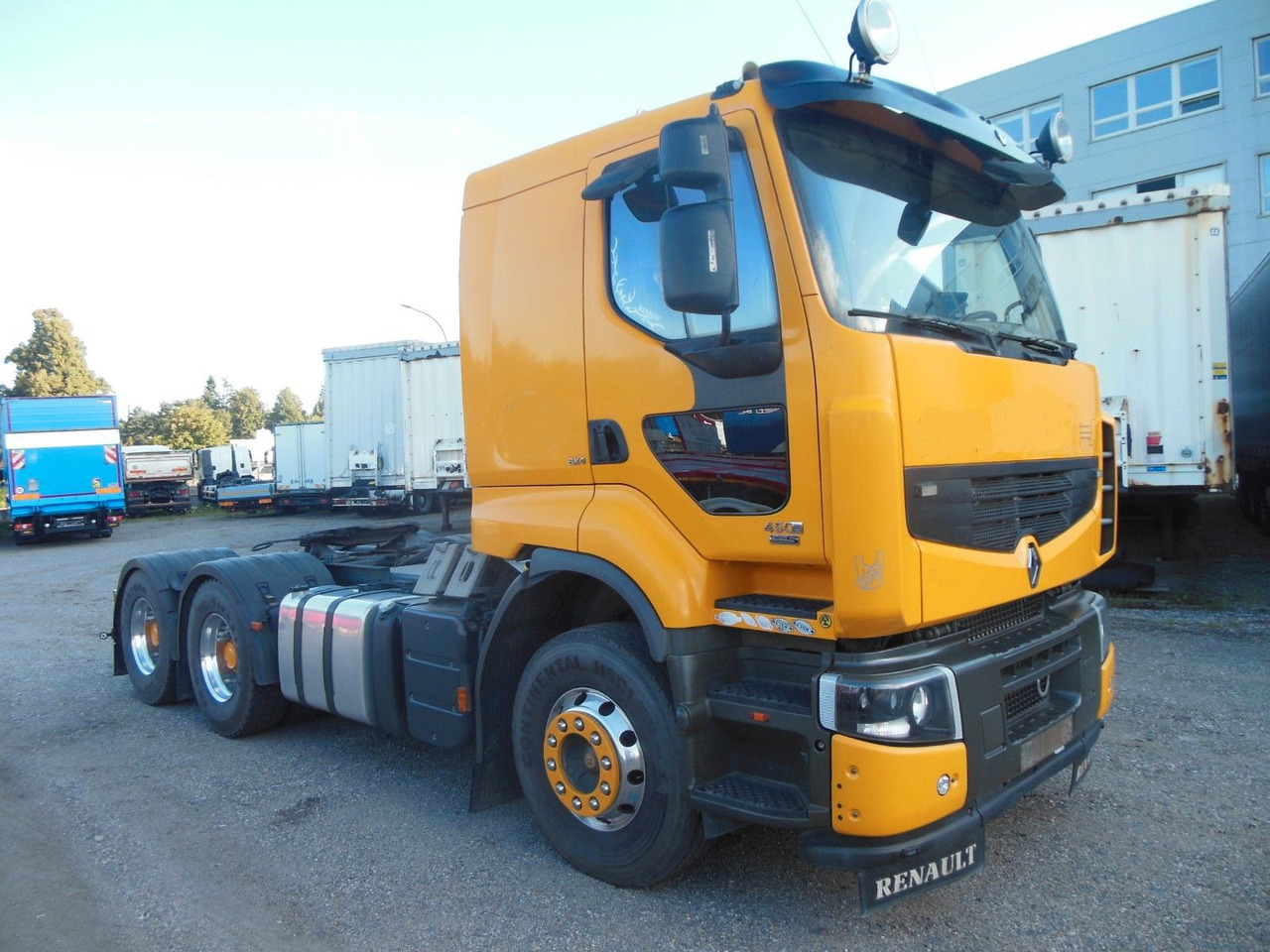 Renault PREMIUM R450.26 DXi,6X4,RETARDER,HYDRAULIK,TOP!! - Nyergesvontató: 2 kép. Renault PREMIUM R450.26 DXi,6X4,RETARDER,HYDRAULIK,TOP!! - Nyergesvontató: 2 kép.