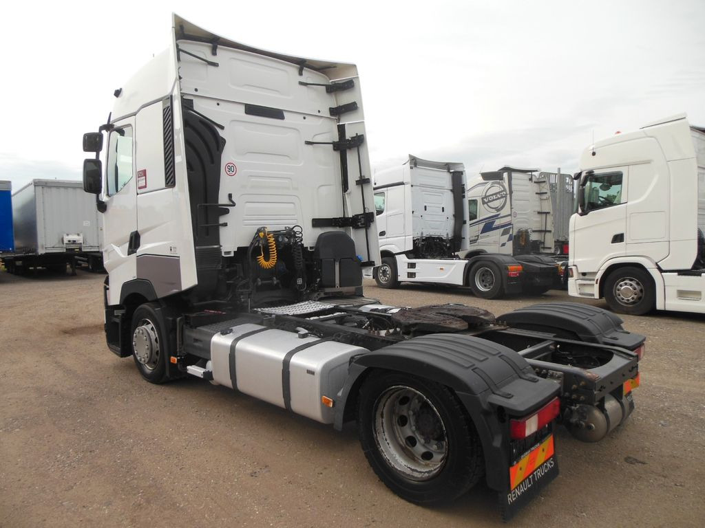 Renault T520 COMFORT, LOWDECK, TOP STAND Renault T520 COMFORT, LOWDECK, TOP STAND - Nyergesvontató: 4 kép. Renault T520 COMFORT, LOWDECK, TOP STAND Renault T520 COMFORT, LOWDECK, TOP STAND - Nyergesvontató: 4 kép.