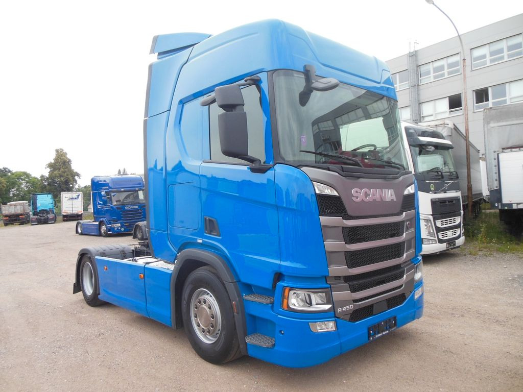 Scania R450, RETARDER, VOLL LUFT FEDERUNG, TOP - Nyergesvontató: 2 kép. Scania R450, RETARDER, VOLL LUFT FEDERUNG, TOP - Nyergesvontató: 2 kép.