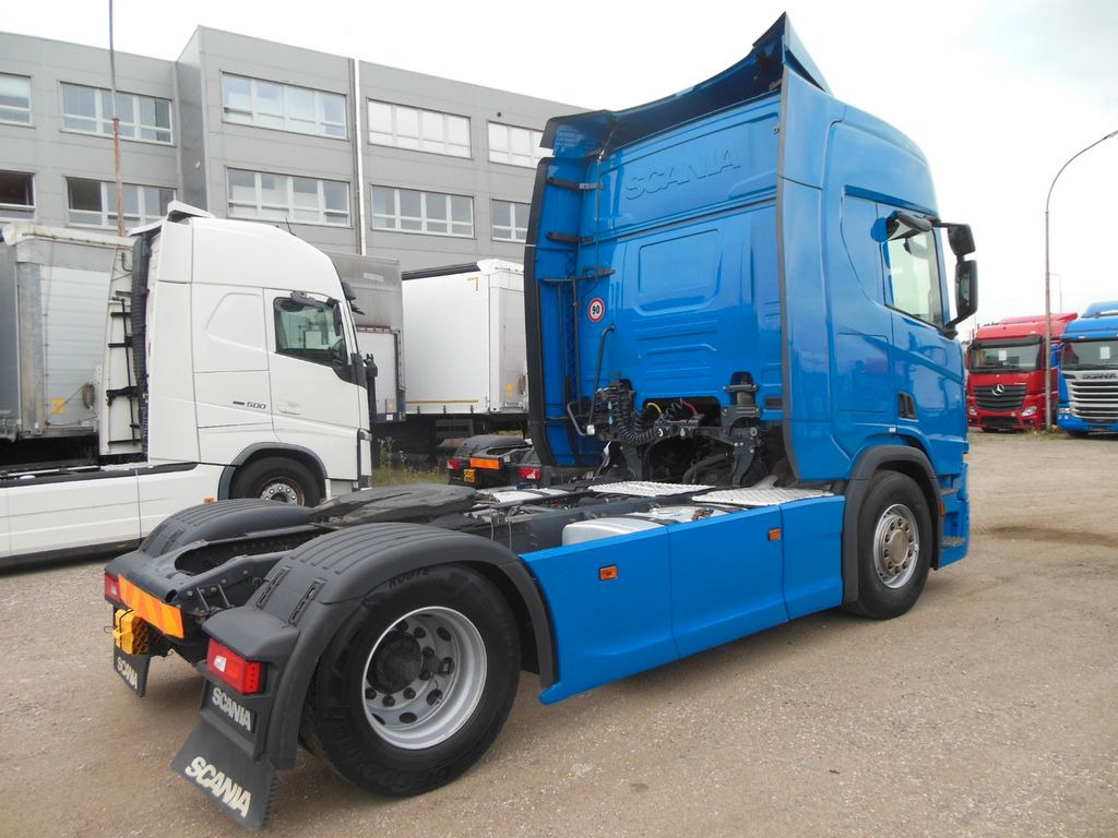 Scania R450, RETARDER, VOLL LUFT FEDERUNG, TOP - Nyergesvontató: 3 kép. Scania R450, RETARDER, VOLL LUFT FEDERUNG, TOP - Nyergesvontató: 3 kép.