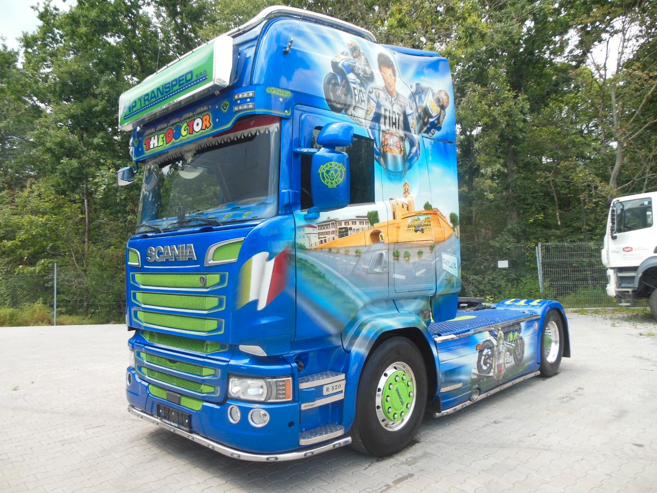 Scania R520, V8, ROSSI, LEDER, TOP!!! Scania R520, V8, ROSSI, LEDER, TOP!!! - Nyergesvontató: 1 kép. Scania R520, V8, ROSSI, LEDER, TOP!!! Scania R520, V8, ROSSI, LEDER, TOP!!! - Nyergesvontató: 1 kép.