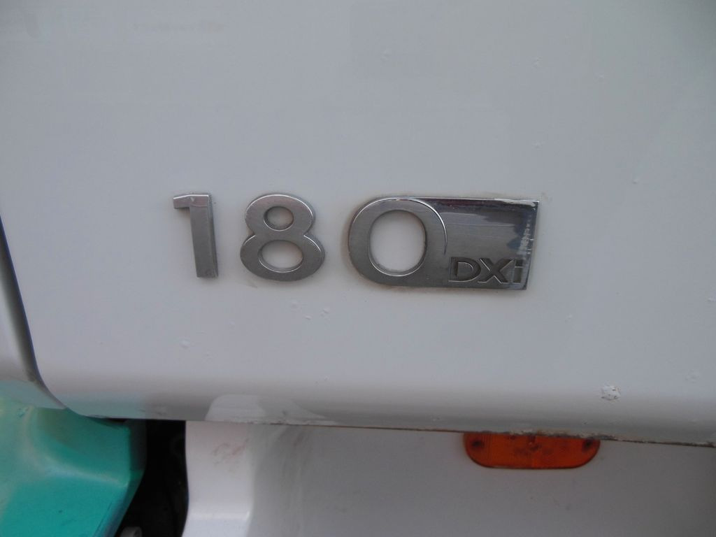 Renault MIDLUM DXI 180.08 Renault MIDLUM DXI 180.08 - Platós teherautó: 5 kép. Renault MIDLUM DXI 180.08 Renault MIDLUM DXI 180.08 - Platós teherautó: 5 kép.