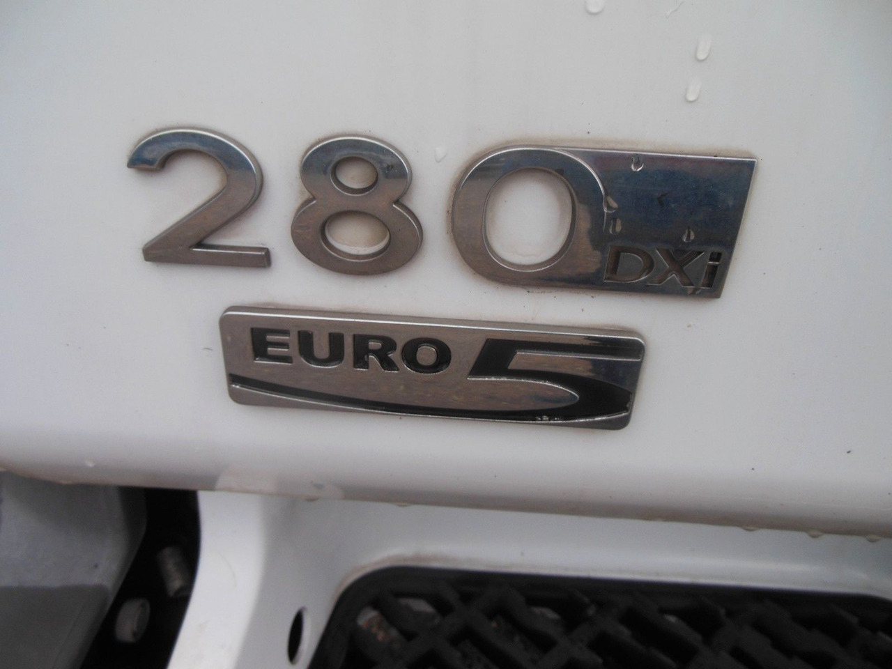 Renault Midlum 280.12 DXI, Plattform 8,5 m, Euro 5 - Platós teherautó: 5 kép. Renault Midlum 280.12 DXI, Plattform 8,5 m, Euro 5 - Platós teherautó: 5 kép.