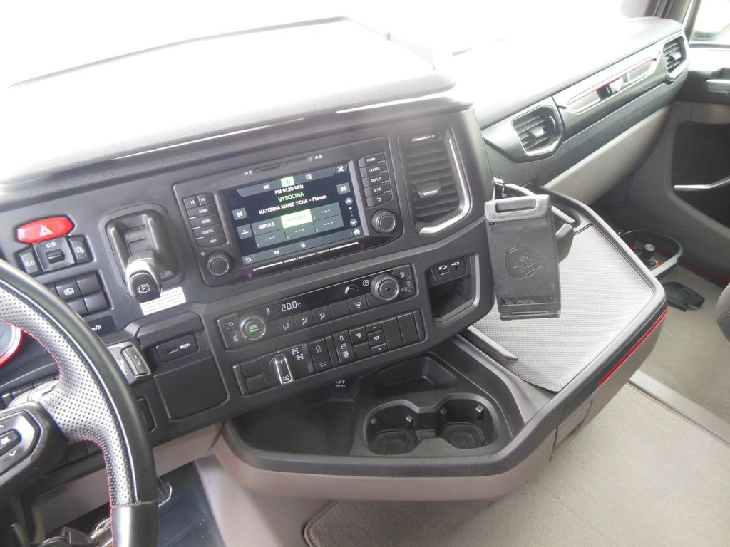 Billenőplatós teherautó, Darus autó Scania R 580,8X4,KIPPER,BORDMATIC,PALFINGER PK 19.001: 24 kép. Billenőplatós teherautó, Darus autó Scania R 580,8X4,KIPPER,BORDMATIC,PALFINGER PK 19.001: 24 kép.