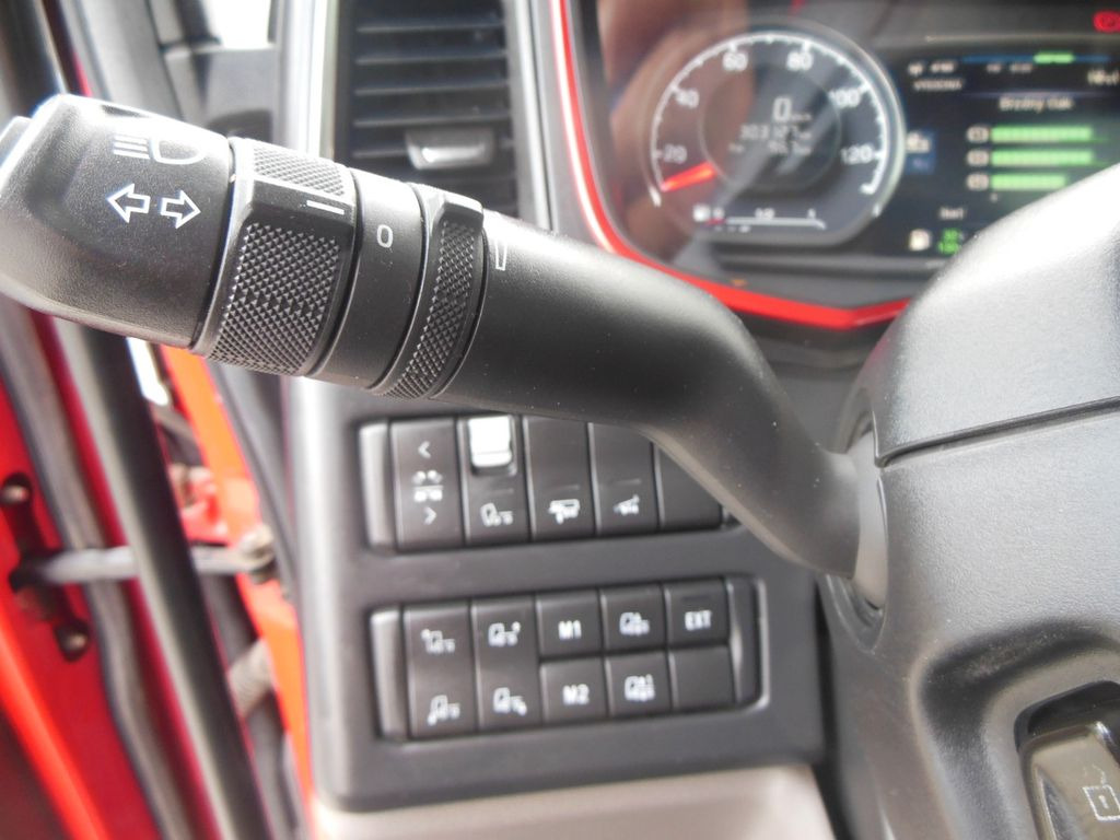 Billenőplatós teherautó, Darus autó Scania R 580,8X4,KIPPER,BORDMATIC,PALFINGER PK 19.001 Scania R 580,8X4,KIPPER,BORDMATIC,PALFINGER PK 19.001: 23 kép.