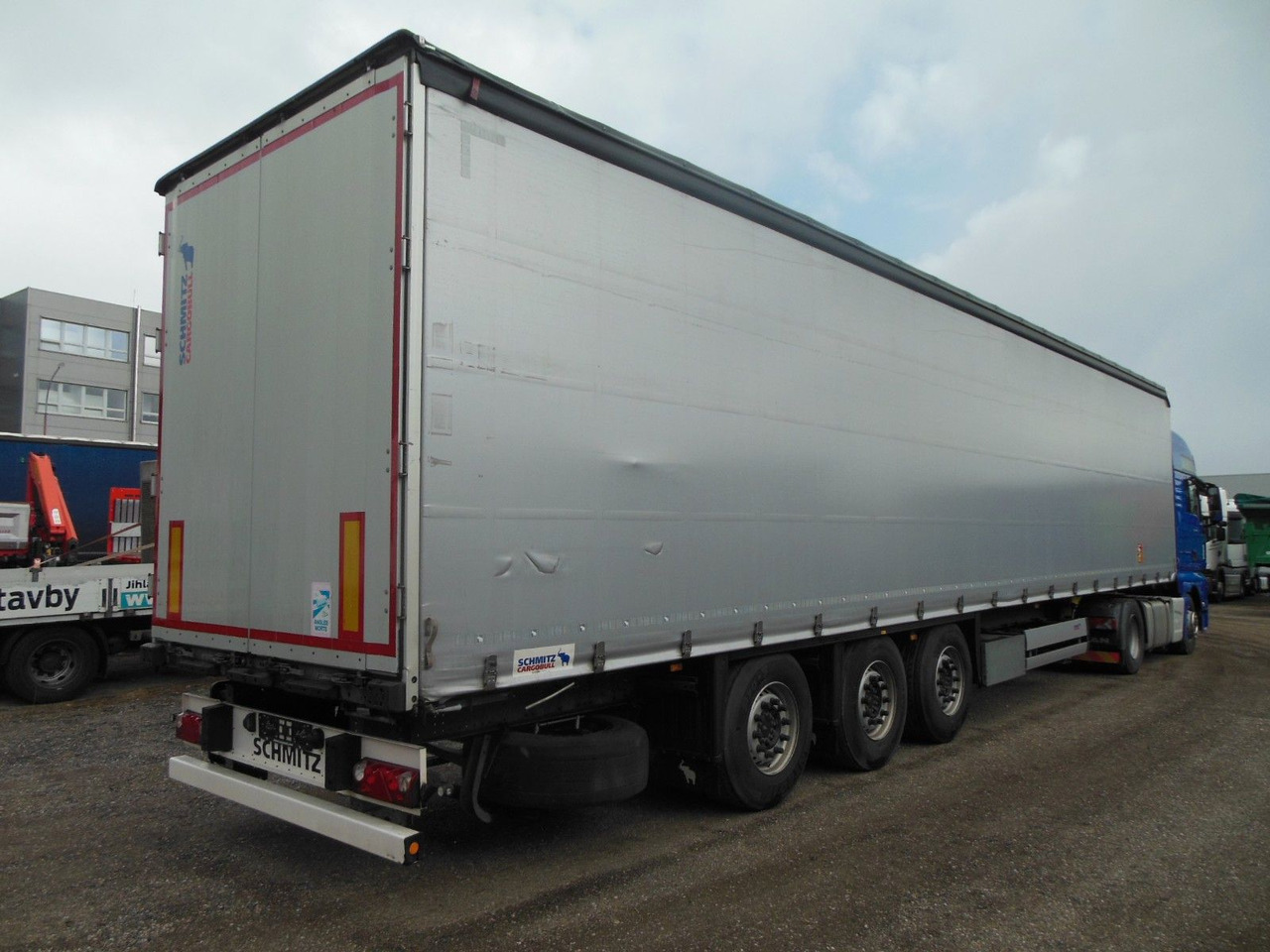 Schmitz Cargobull SCB, COIL MULDE 7200 MM, LIFT ACHSE - Ponyvás félpótkocsi: 1 kép. Schmitz Cargobull SCB, COIL MULDE 7200 MM, LIFT ACHSE - Ponyvás félpótkocsi: 1 kép.