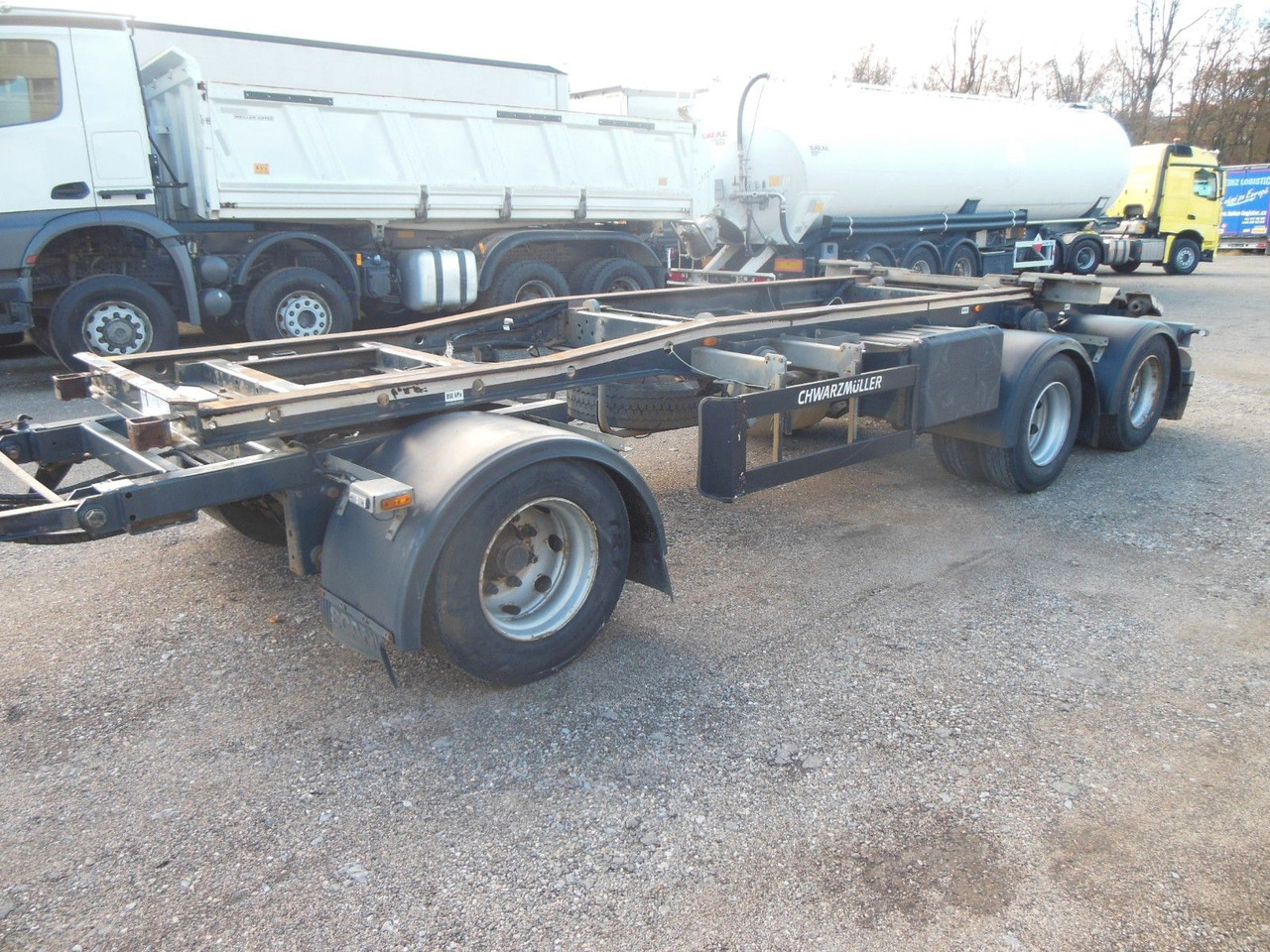 Schwarzmüller AD-BDF 3/ZJ, 3 ACHSE, ABROLL, BPW - Multiliftes/ Konténerszállító pótkocsi: 3 kép. Schwarzmüller AD-BDF 3/ZJ, 3 ACHSE, ABROLL, BPW - Multiliftes/ Konténerszállító pótkocsi: 3 kép.