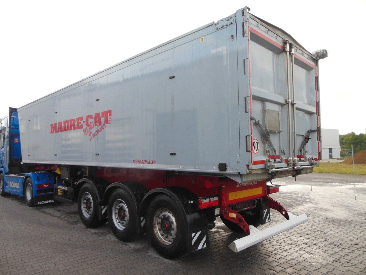 Schwarzmüller KIS 3/E, SAF, 49M3, ACHSEN 9 TONE, TOP - Félpótkocsi billenőplatós: 4 kép. Schwarzmüller KIS 3/E, SAF, 49M3, ACHSEN 9 TONE, TOP - Félpótkocsi billenőplatós: 4 kép.