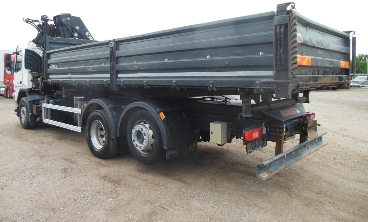 Volvo FM 410, 6X2, DREISEITEN KIPPER, HIAB XS 211 - Billenőplatós teherautó, Darus autó: 4 kép. Volvo FM 410, 6X2, DREISEITEN KIPPER, HIAB XS 211 - Billenőplatós teherautó, Darus autó: 4 kép.