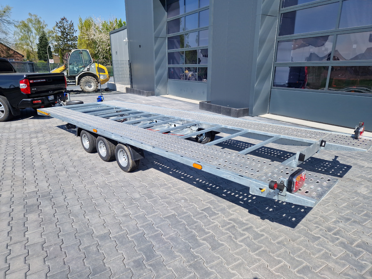 Cartrailer Expert 3560 easyload 600x216cm hydr. kippbar Winde Resrad Tridem 100km/H 3500kg - Pótkocsi autószállító: 3 kép. Cartrailer Expert 3560 easyload 600x216cm hydr. kippbar Winde Resrad Tridem 100km/H 3500kg - Pótkocsi autószállító: 3 kép.