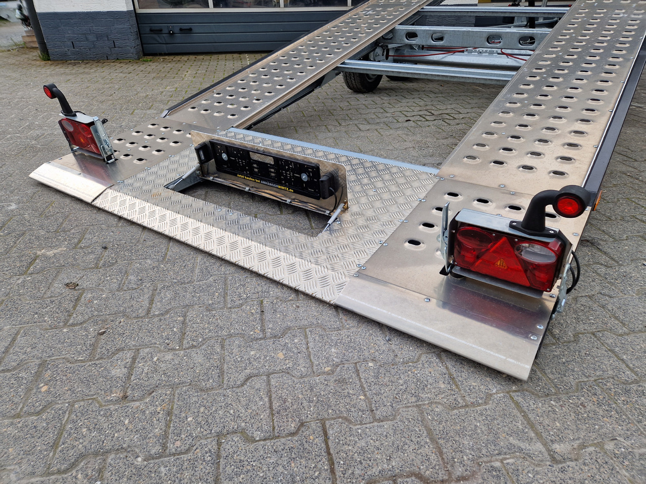 Gépszállító utánfutó Cartrailer Merkur 3000 460x203cm blackline easyload ankippbar Seilwinde 100km/H 10" 3000kg: 11 kép.
