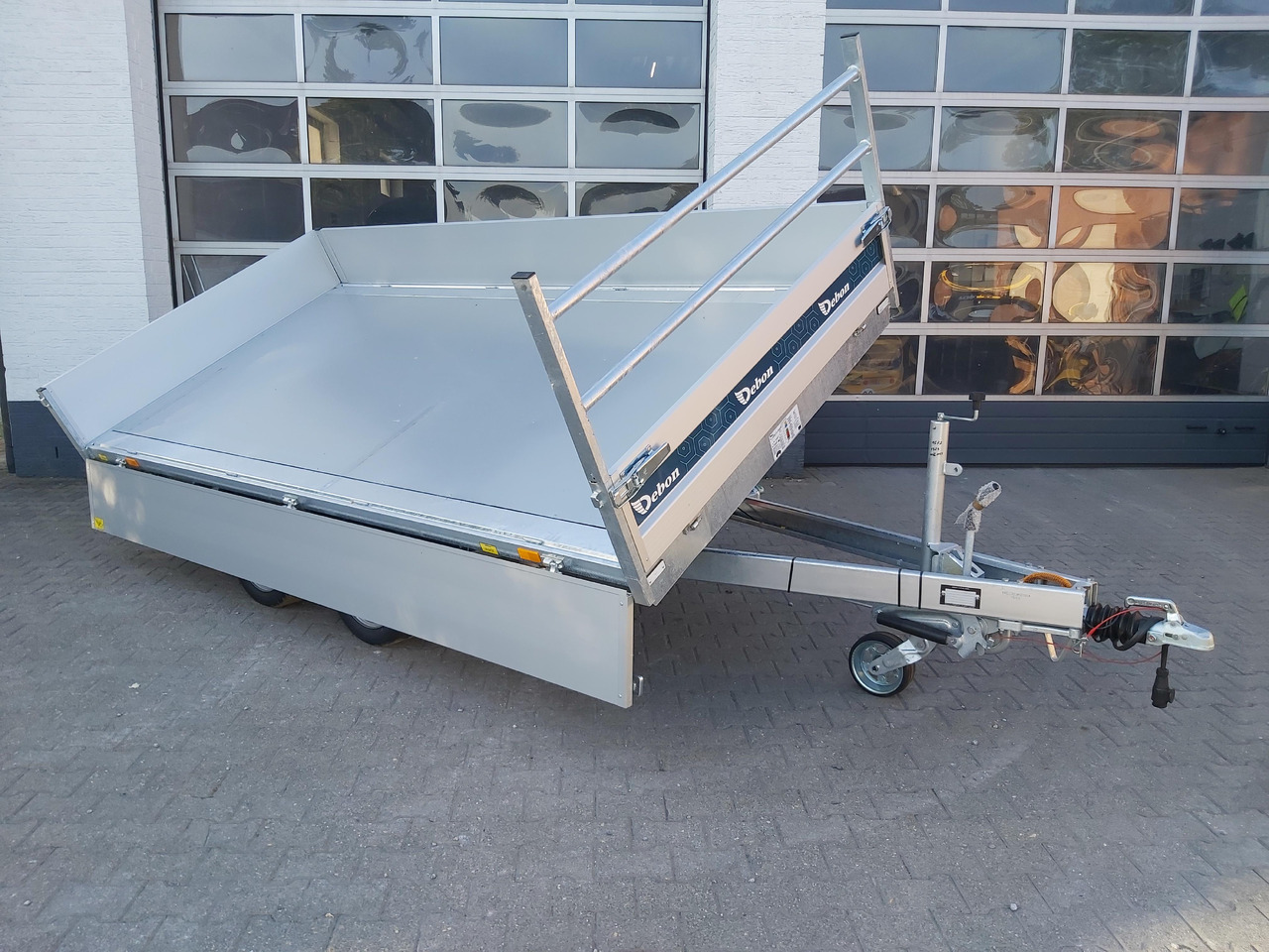 Cheval Liberte Kipper PW 3.6 Elektro Profi Rampen Stützen 360x180x35 3500kg Top Aktion - Pótkocsi billenőplatós: 4 kép. Cheval Liberte Kipper PW 3.6 Elektro Profi Rampen Stützen 360x180x35 3500kg Top Aktion - Pótkocsi billenőplatós: 4 kép.