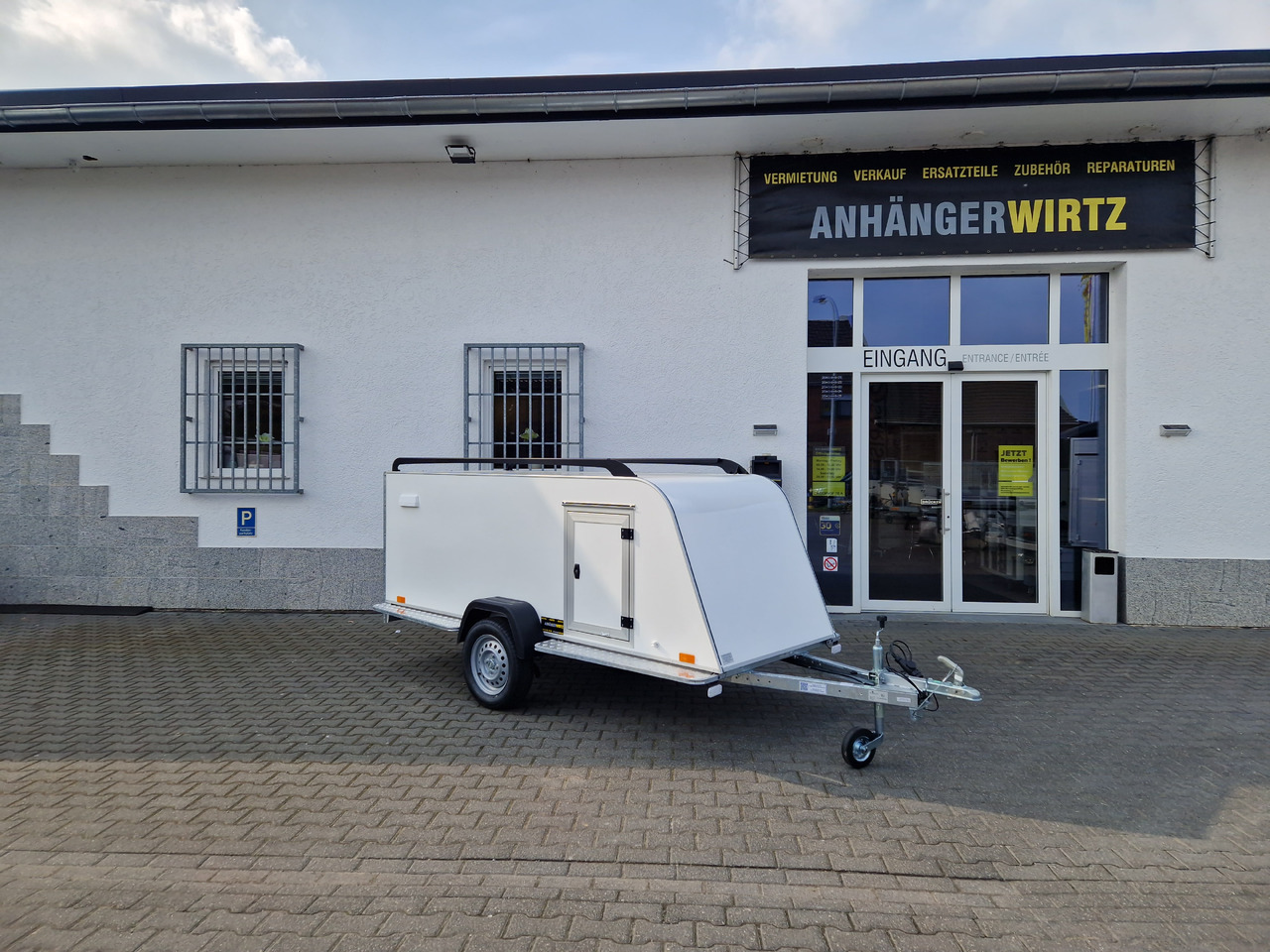 Kofferanhänger TF5 S Midi 300x110x90cm aero Seitentür IL 100km/H 750kg - Pótkocsi dobozos: 4 kép. Kofferanhänger TF5 S Midi 300x110x90cm aero Seitentür IL 100km/H 750kg - Pótkocsi dobozos: 4 kép.