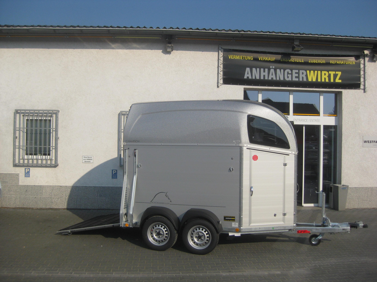 Pferdeanhänger Böckmann Champion C 2700kg CFF+ 100 km/H - Lószállító utánfutó: 5 kép. Pferdeanhänger Böckmann Champion C 2700kg CFF+ 100 km/H - Lószállító utánfutó: 5 kép.