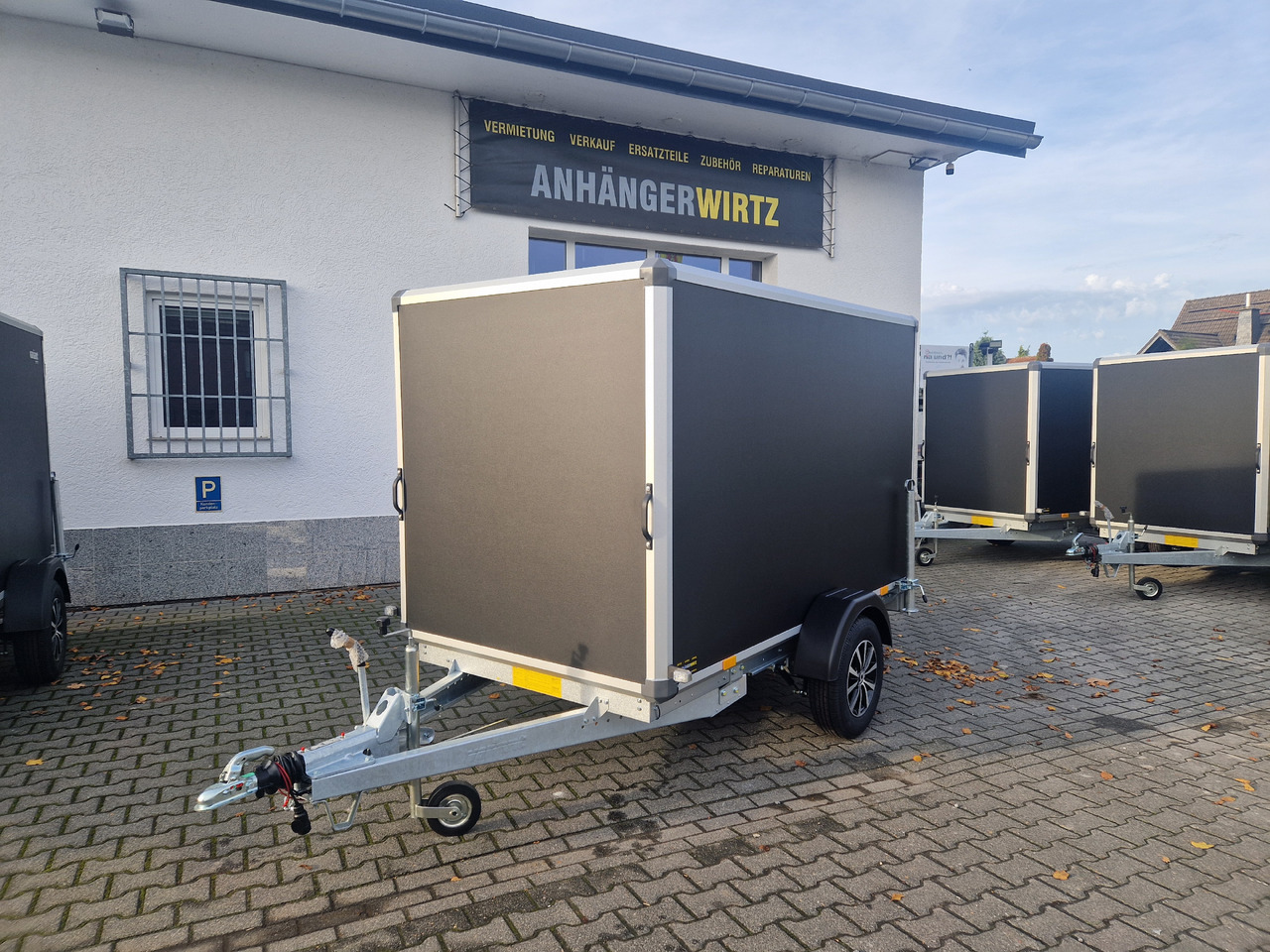 Motorszállító utánfutó Variant C1315 C2 Edition black 258x148x157cm Alufelgen Heckrampe 1350kg 100km/H black deal: 19 kép.